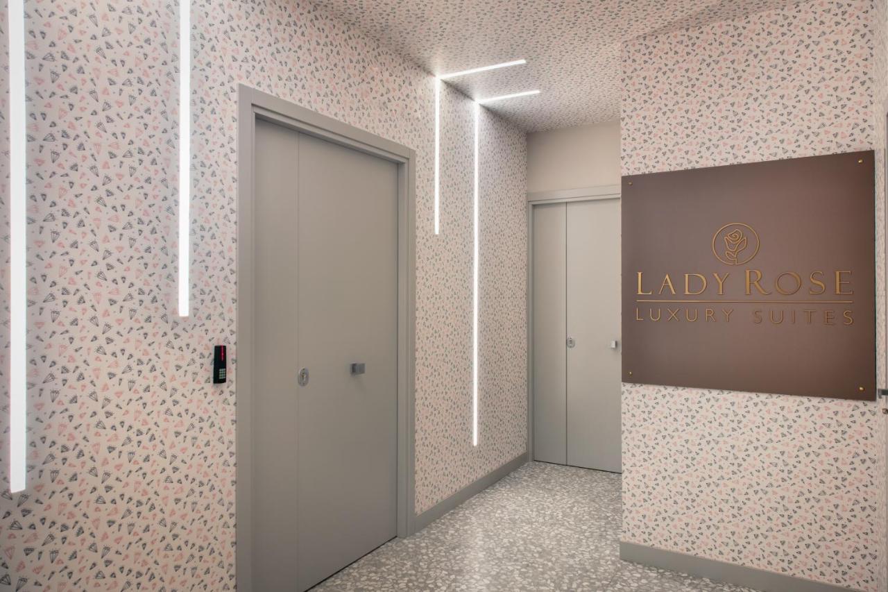 Hotel Lady Rose Neapol Zewnętrze zdjęcie