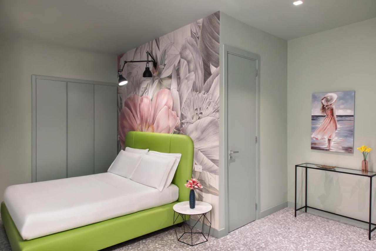 Hotel Lady Rose Neapol Zewnętrze zdjęcie