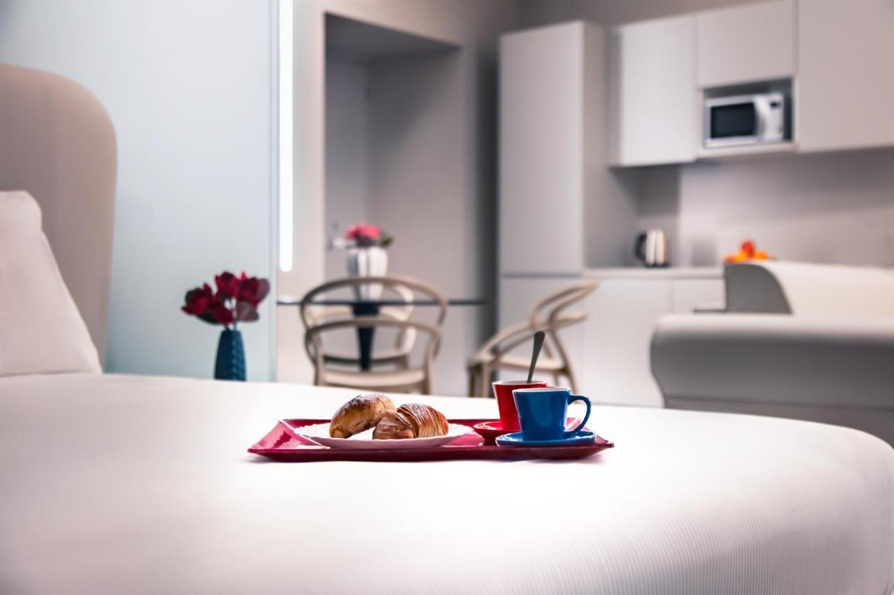 Hotel Lady Rose Neapol Zewnętrze zdjęcie